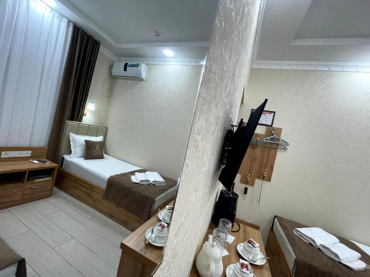 Barhat Hotel Ташкент Экстерьер фото